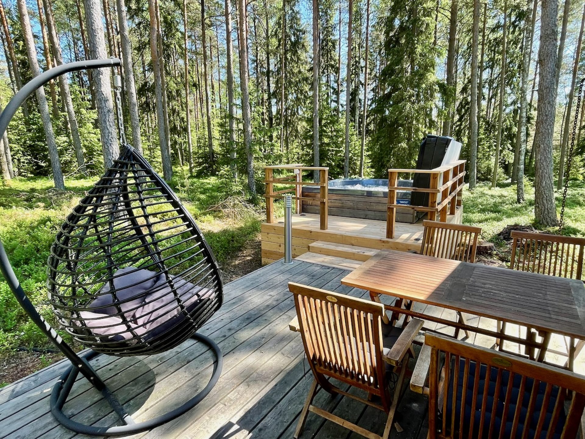 Villa Pihlajanmarja outdoor terrace