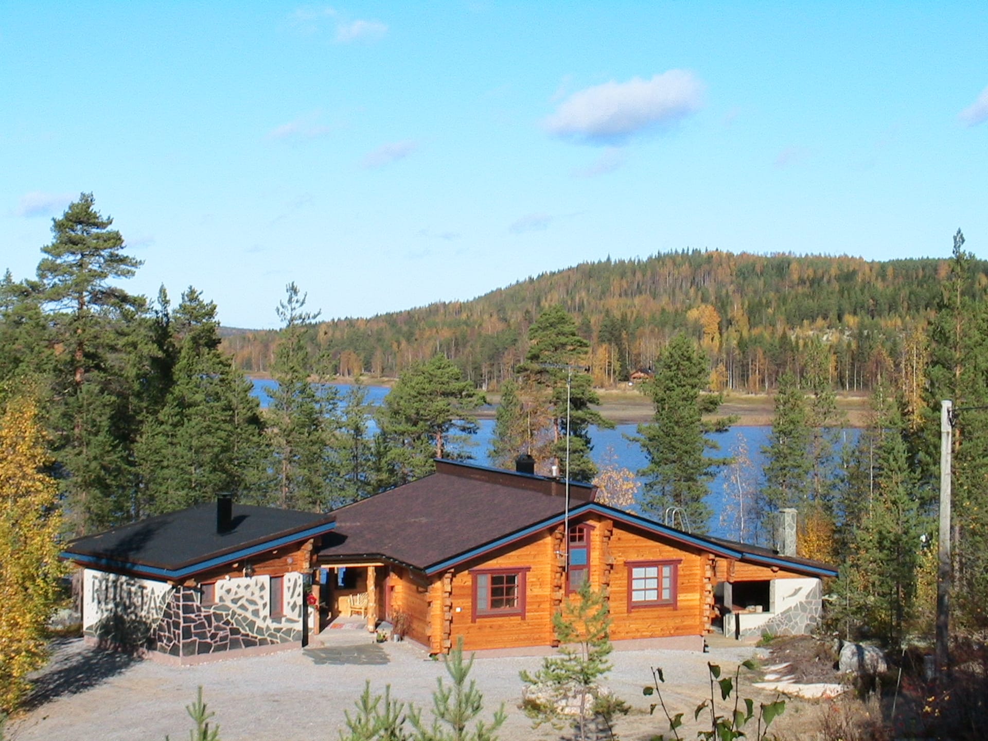 Riutankolo Cottage in the summer.