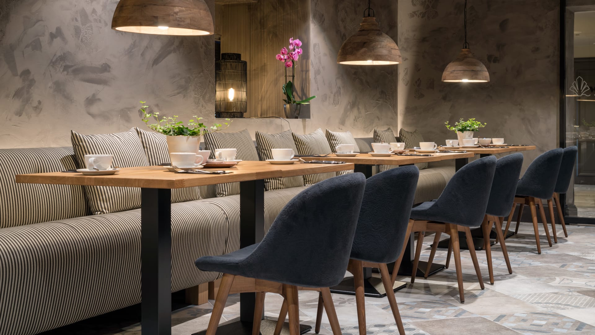 Solo Sokos Hotel Turun Seurahuone breakfast room Solo Sokos Hotel Turun Seurahuone breakfast room