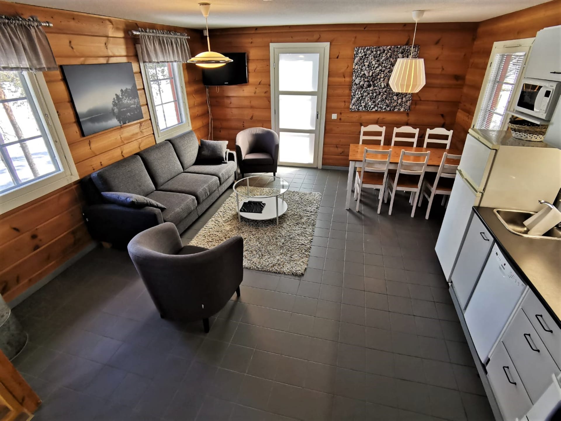 Rauhalahti holiday homes have a spacious living room.