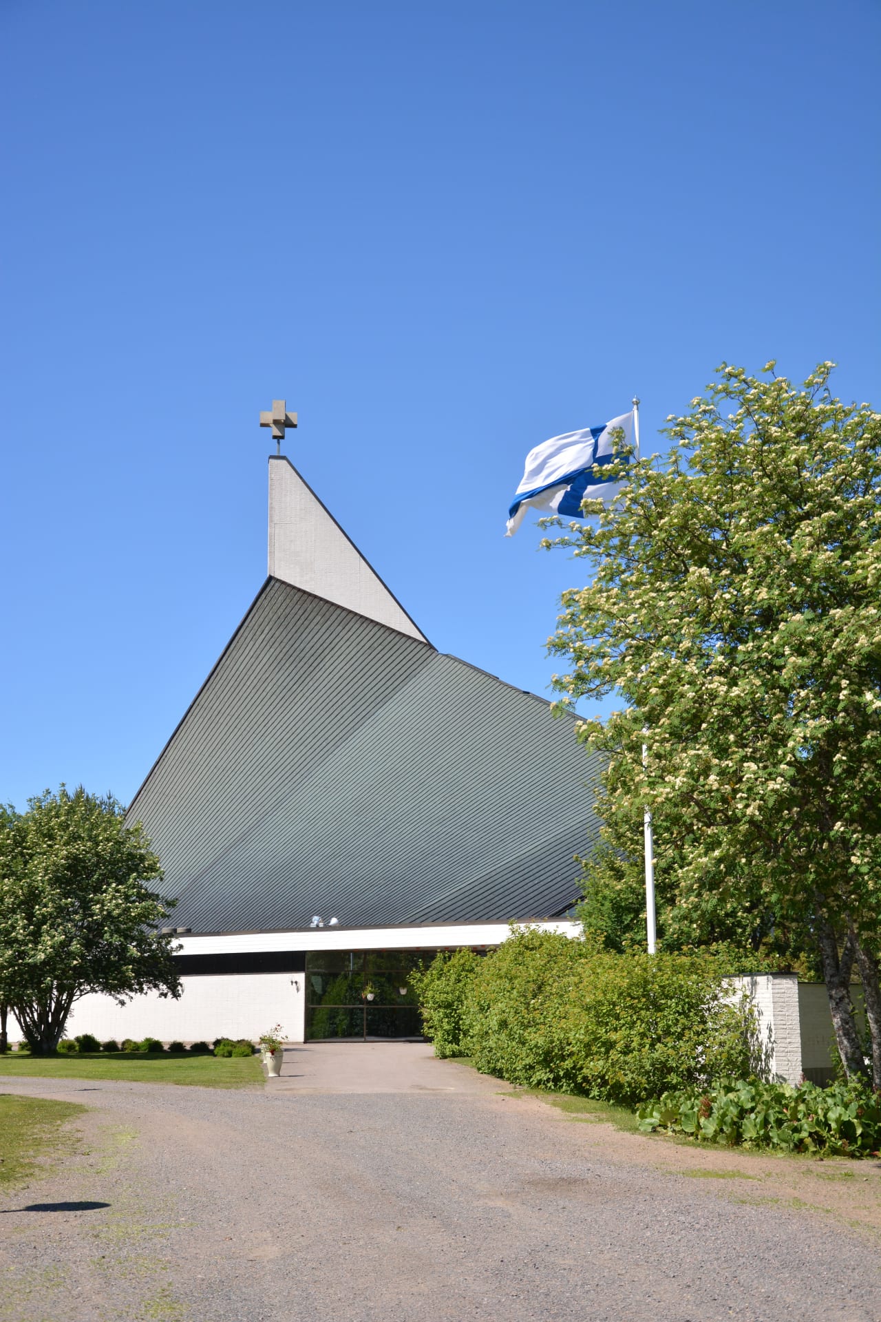 Pyhäjoki church is over 20 meters high.