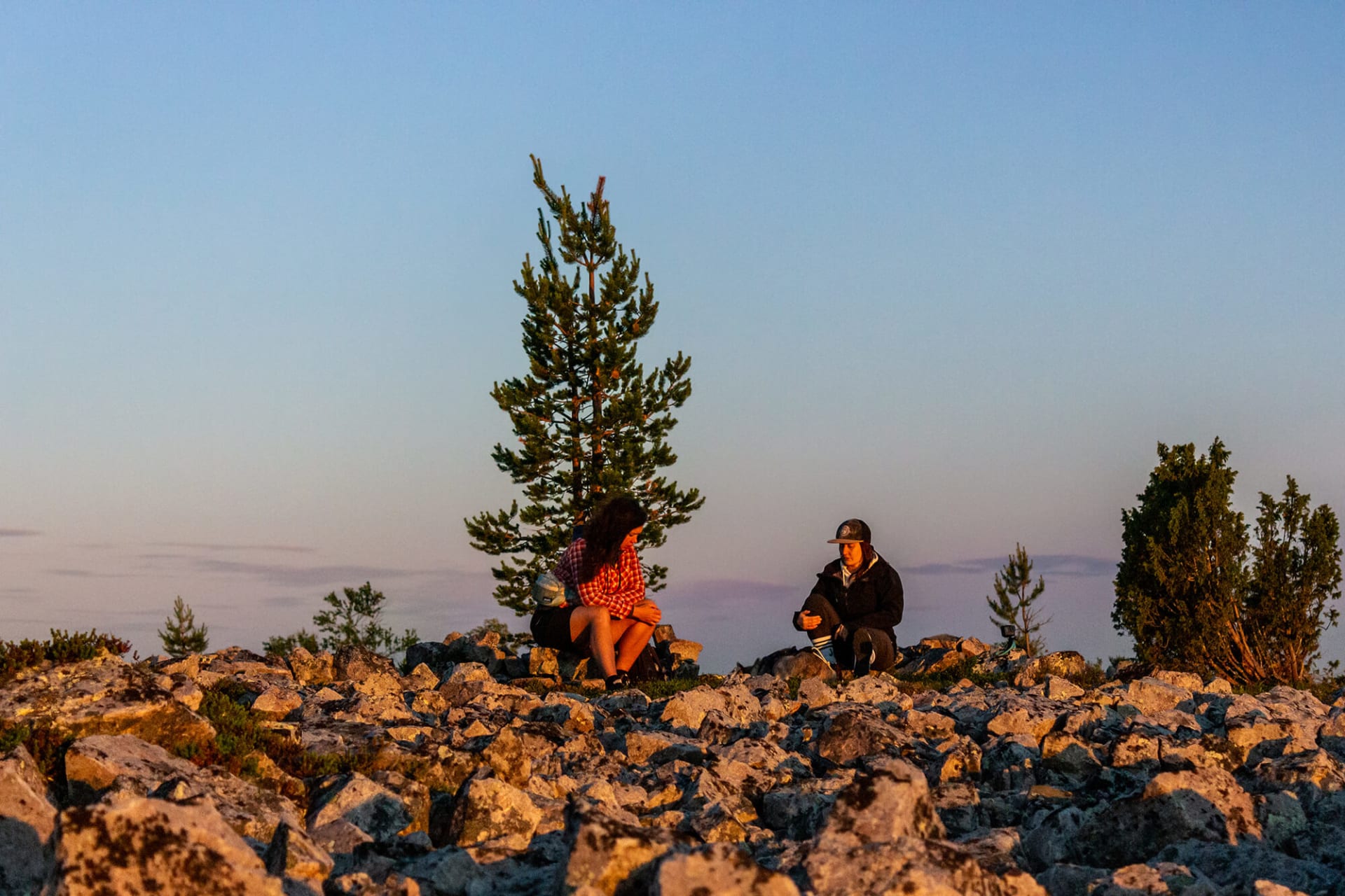 midnight sun hike