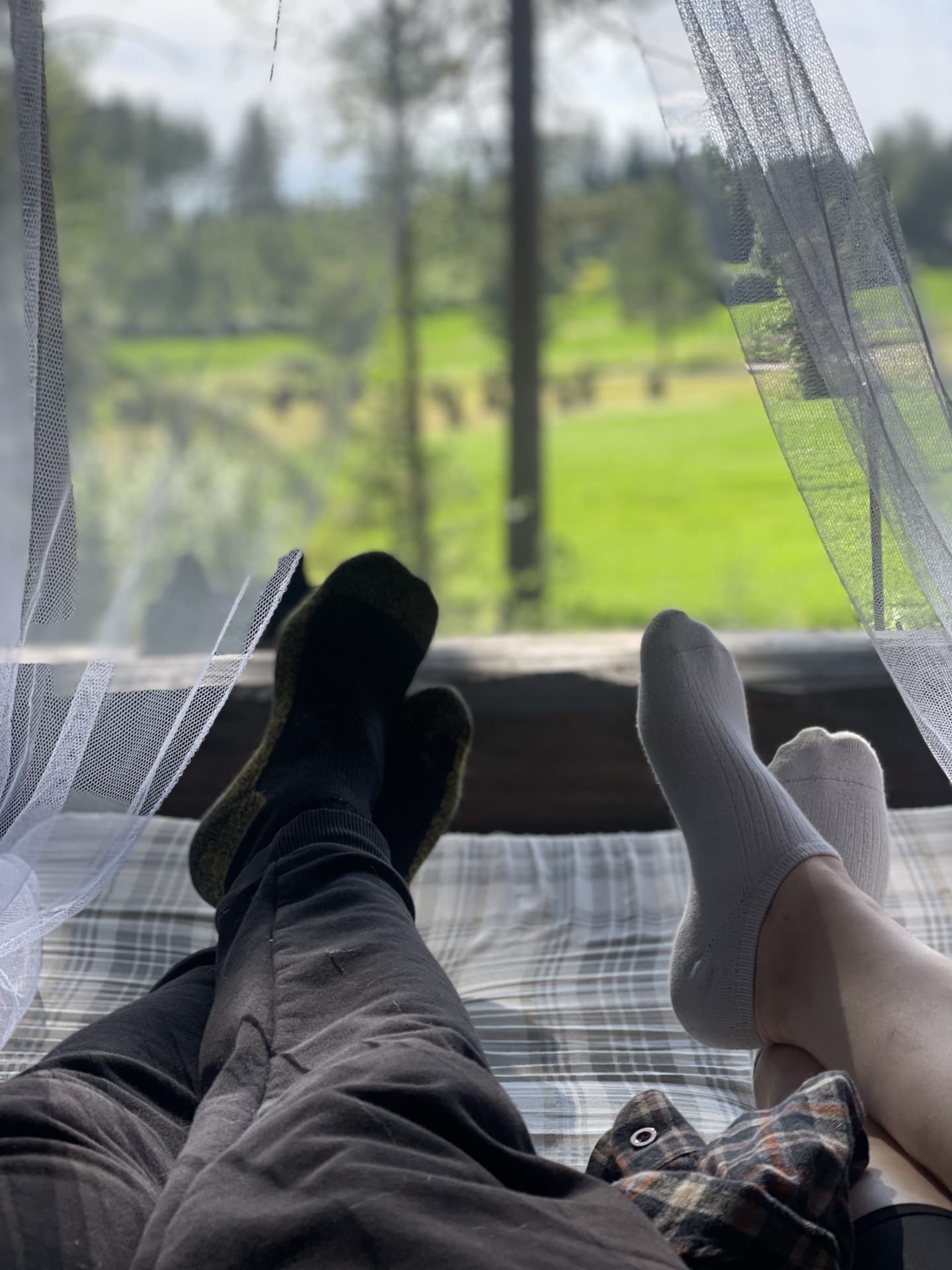 Yöpymisen aikana olet luonnon keskellä, kauniin maiseman ympäröimänä. During your stay, you are immersed in the heart of nature.