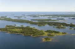 more than hundred of small islands invites for island hopping.