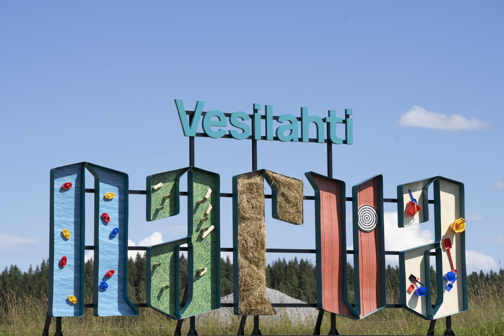 Värikäs Narva-kyltti - ©