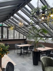 Talvipuutarha Sommer