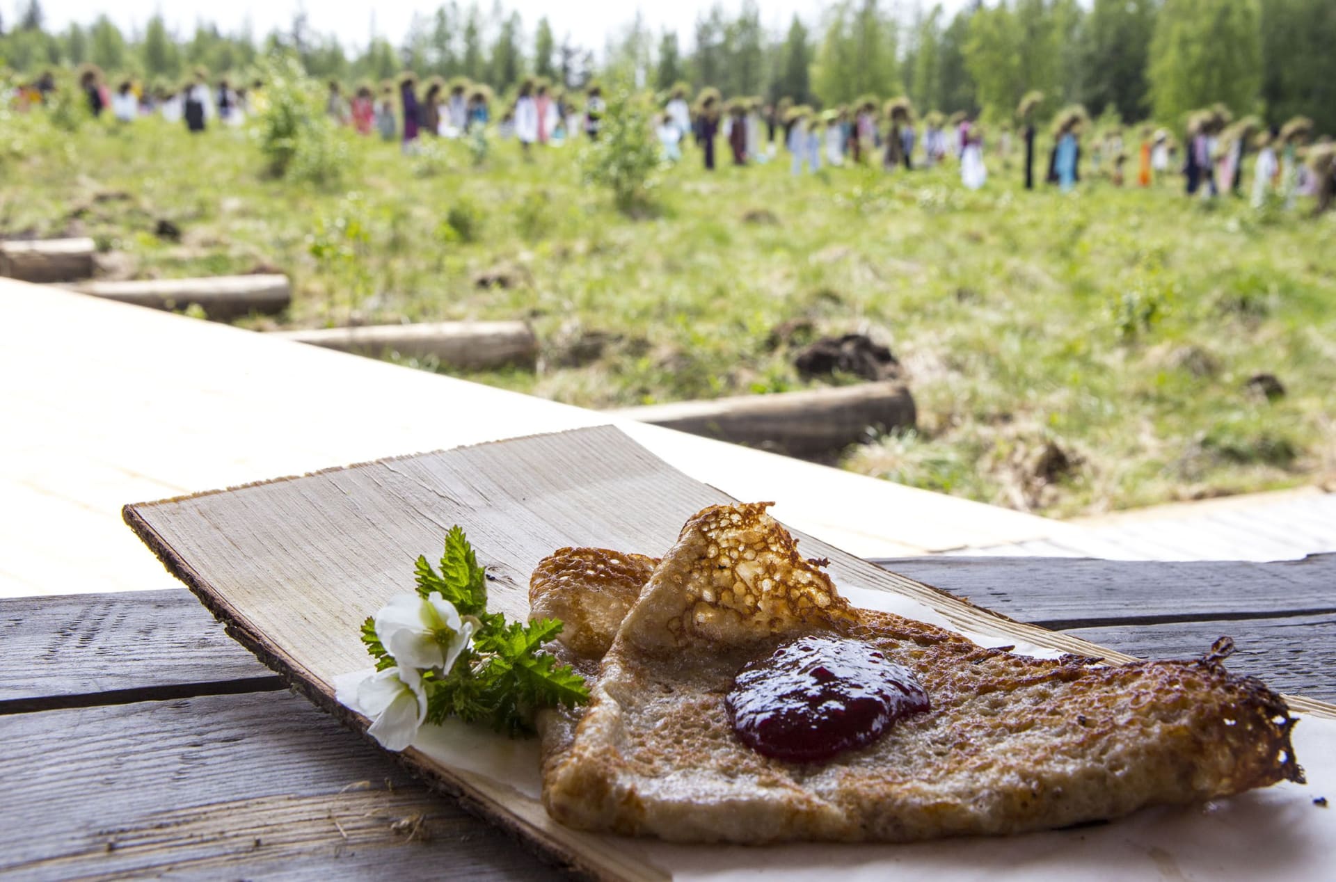 Sweet pancake on shingle plate