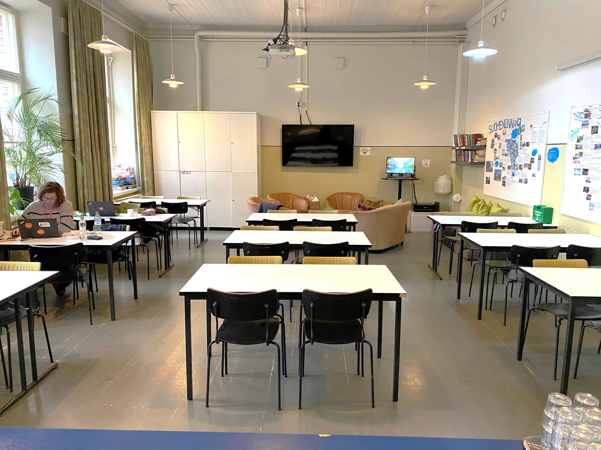 Hostel Suomenlinna meeting room