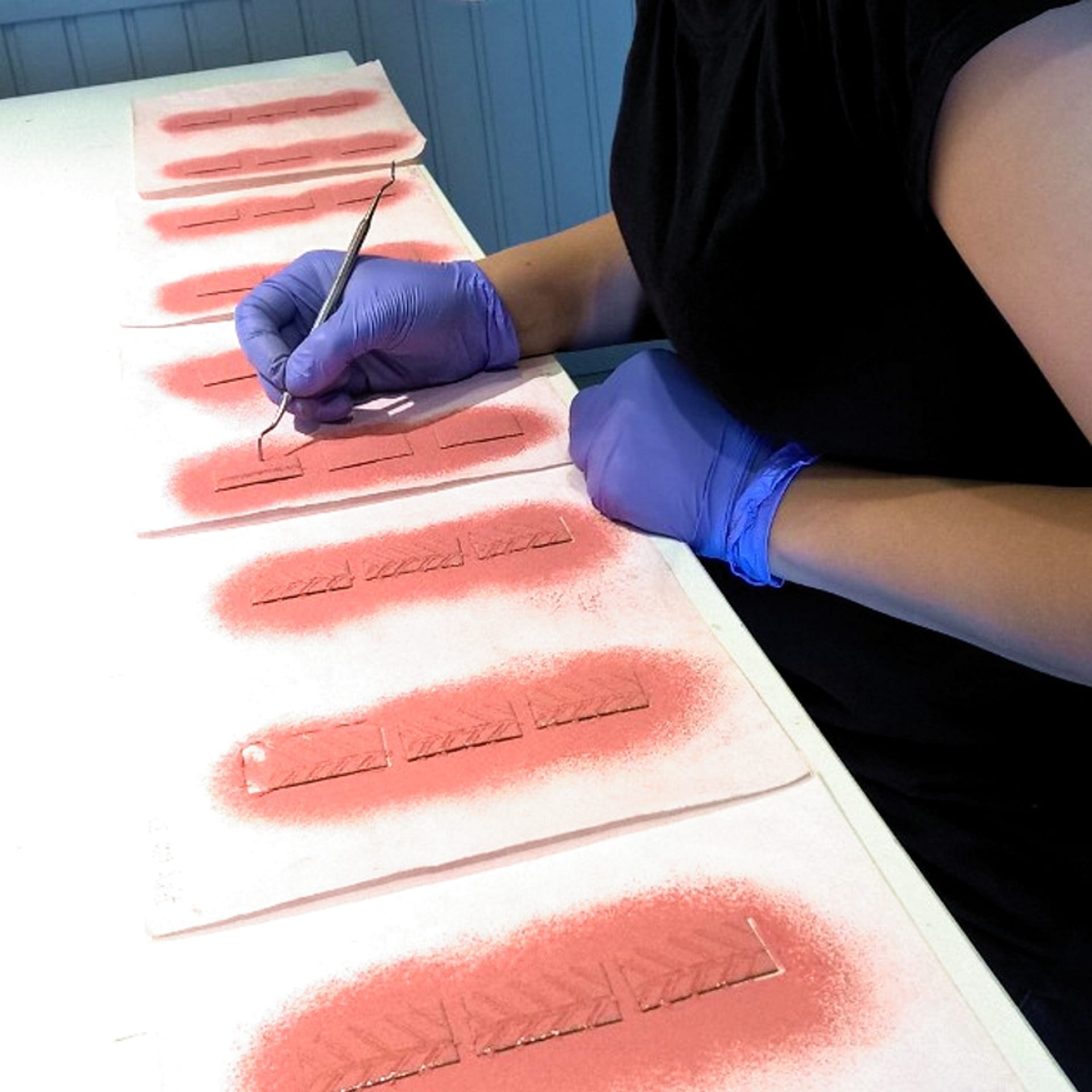Enamelling in Pauliina Rundgren HandiCrafts Studio in Mikkeli