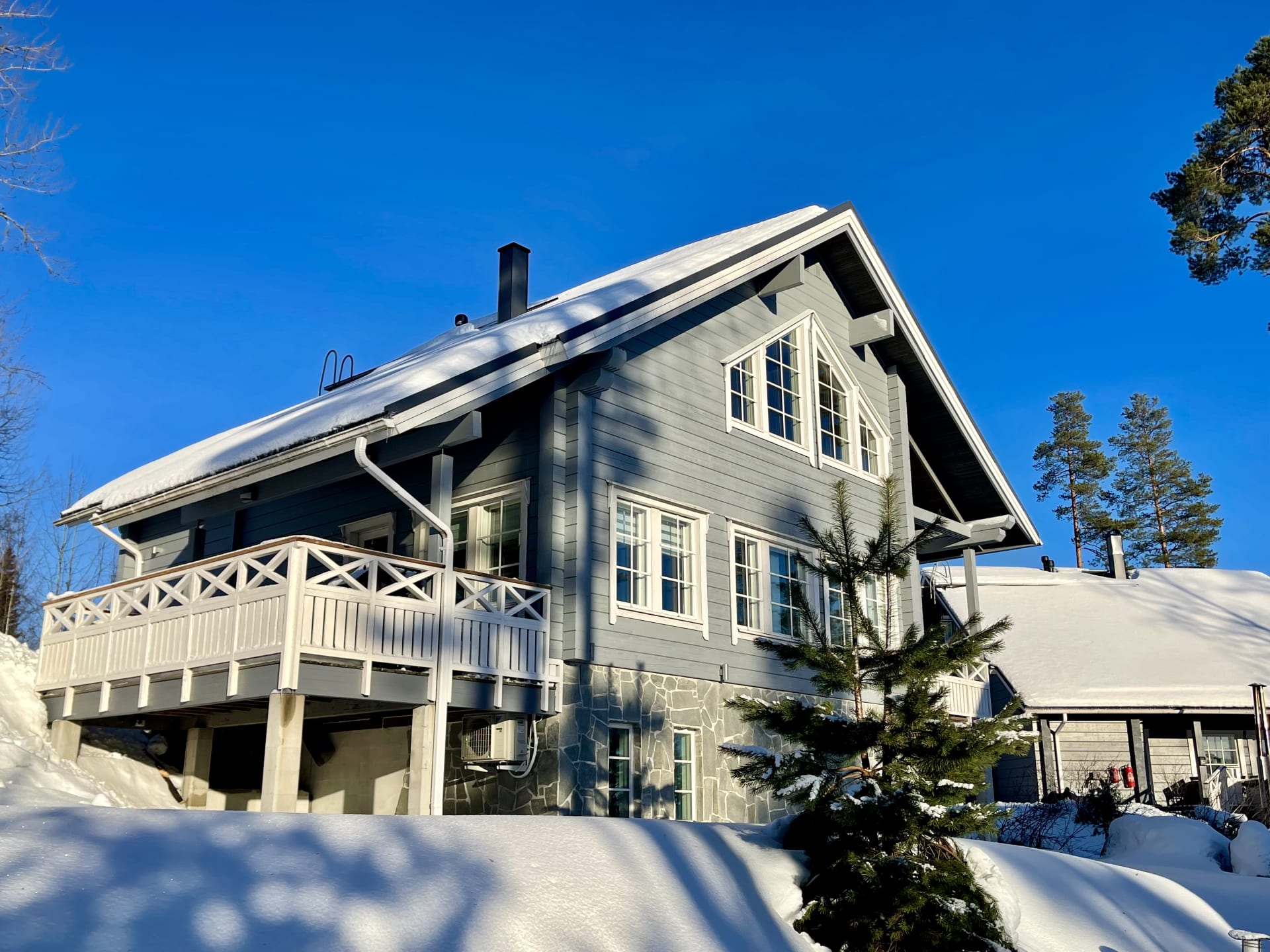 Iltatähti-huvila (170m2)