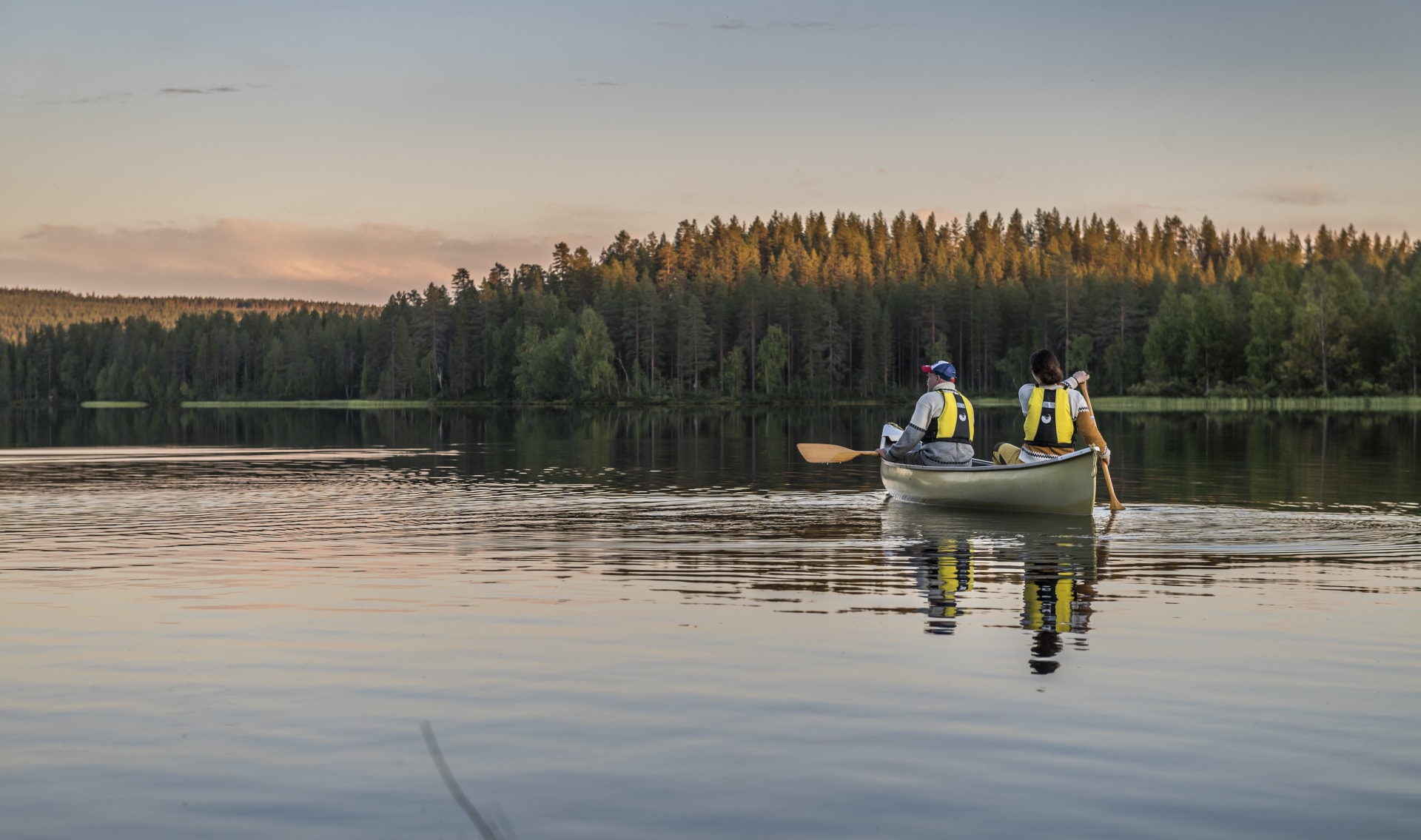 Canoeing Day Trip in Northern Finland