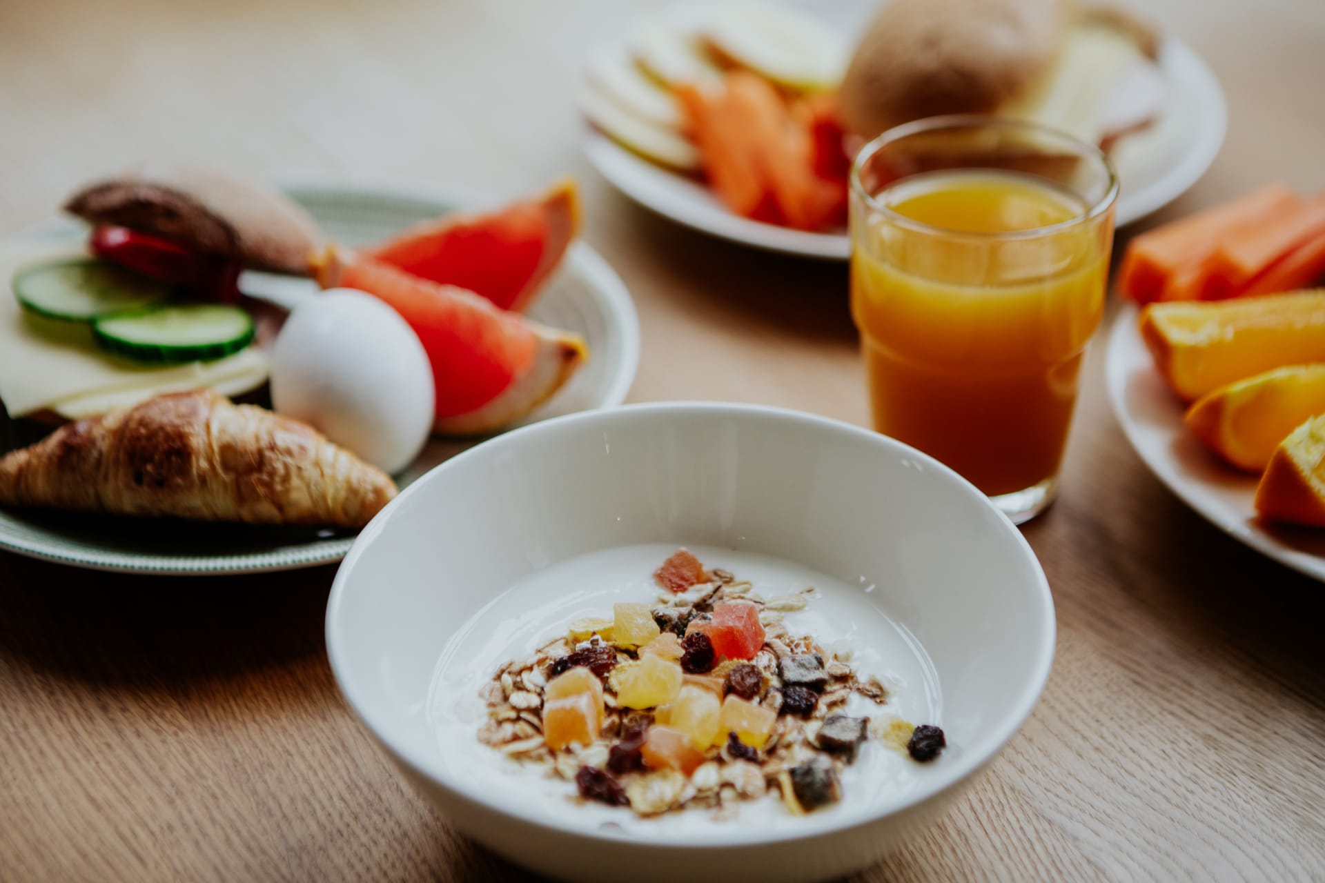 Hotel Fjalar tarjoaa maukkaan aamupalan 