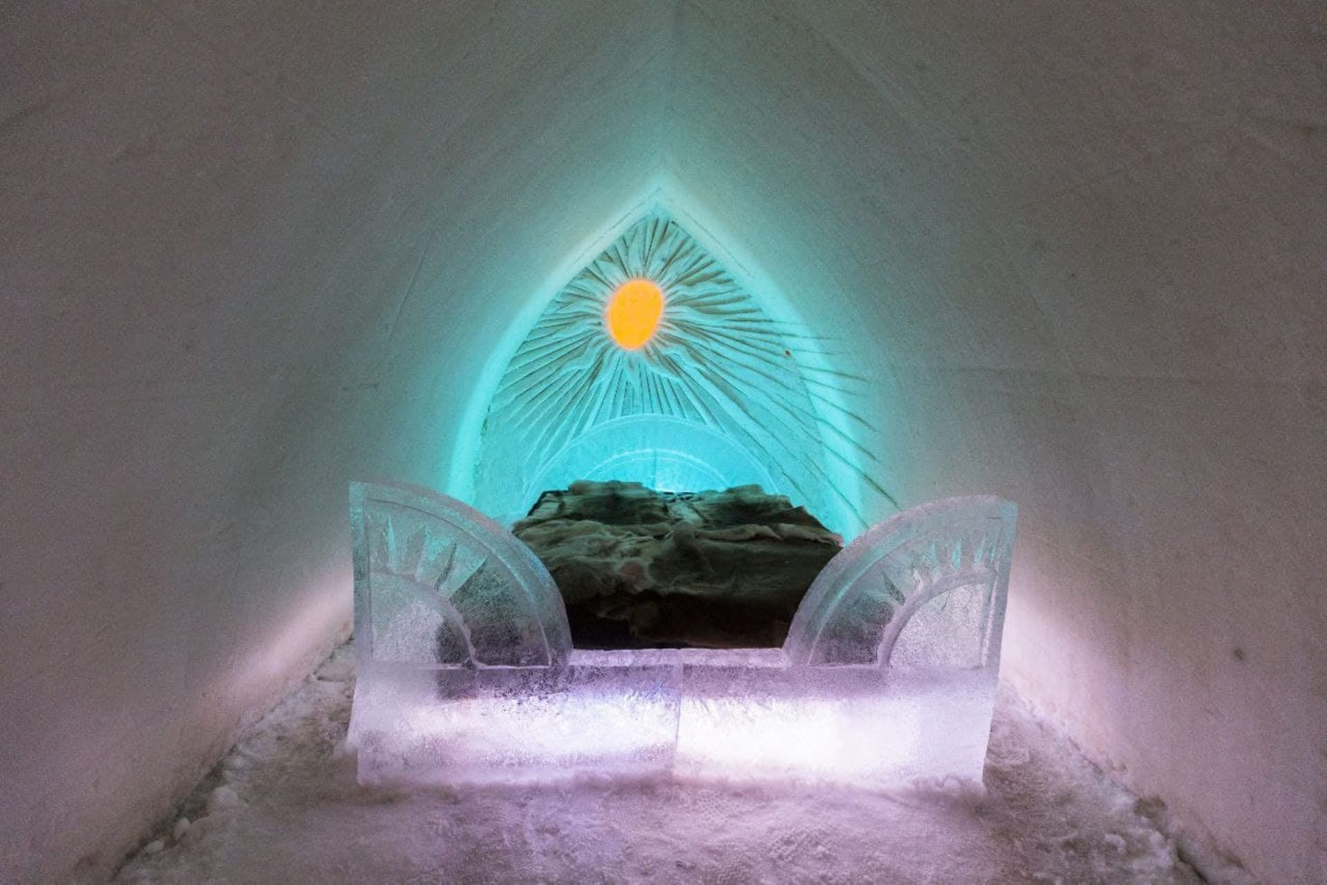Arctic Snow hotel