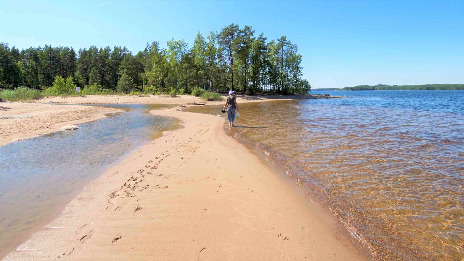 At the Rokansaari island you can enjoy some natural beaches and many-sided geological heritage of the island.