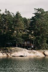 Mossala Island Resort - Majoitus / Caravan / Teltta-alue / Satama