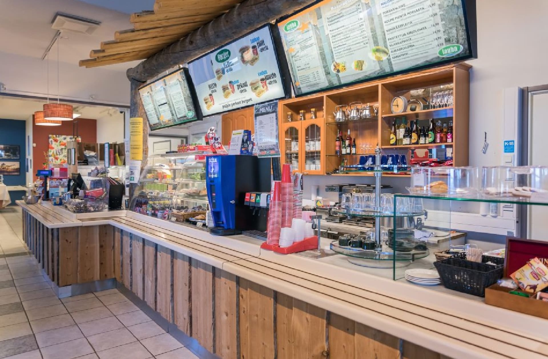 You are very wellcome to have a lunch at our restaurant, stay in our hotel or just to stop by for a cup of coffee at Honkajoki.
