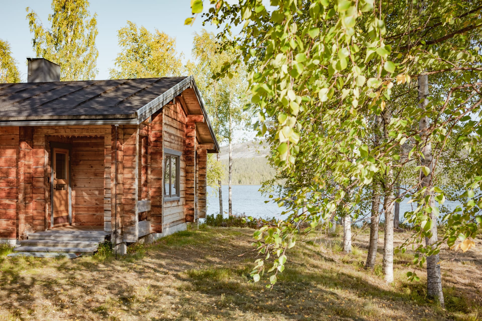 Sunday Morning Resort_Lakeside Sauna_Mid summer view