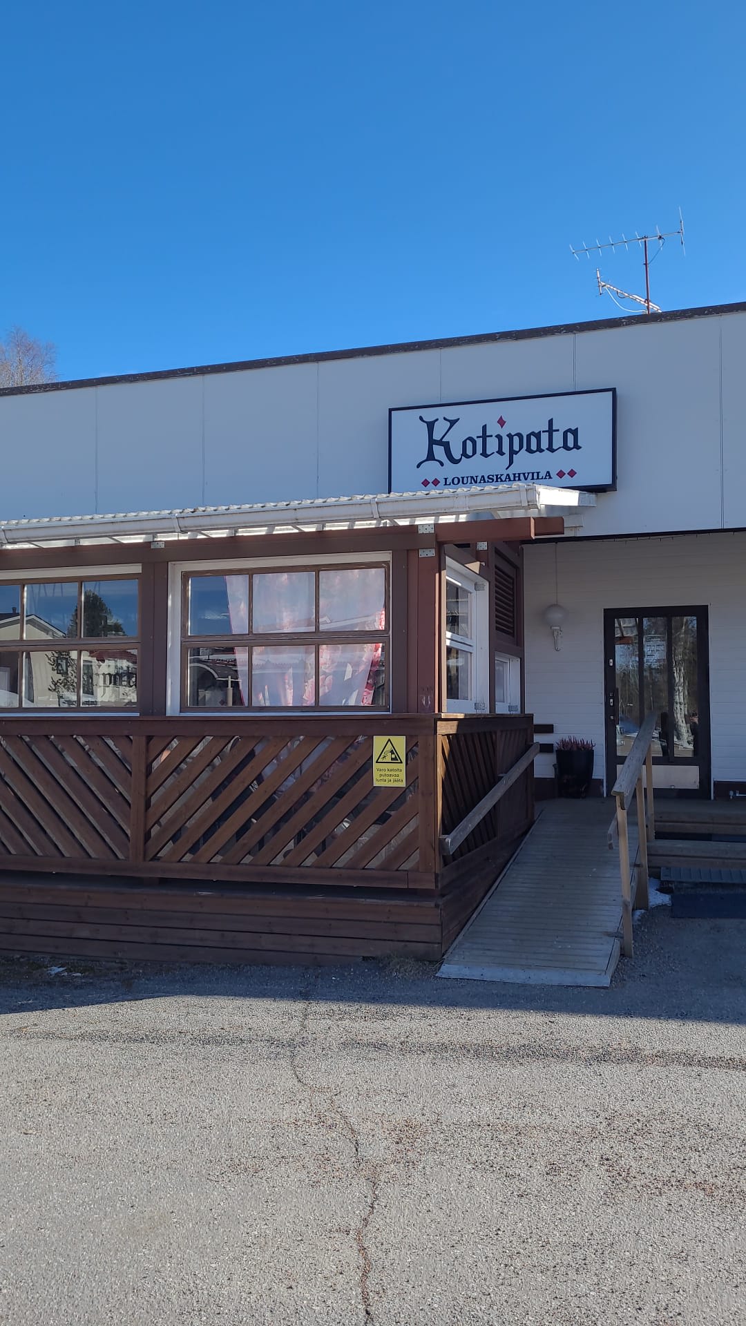 Kotipata Karvia sijaitsee aivan Karvian keskustassa