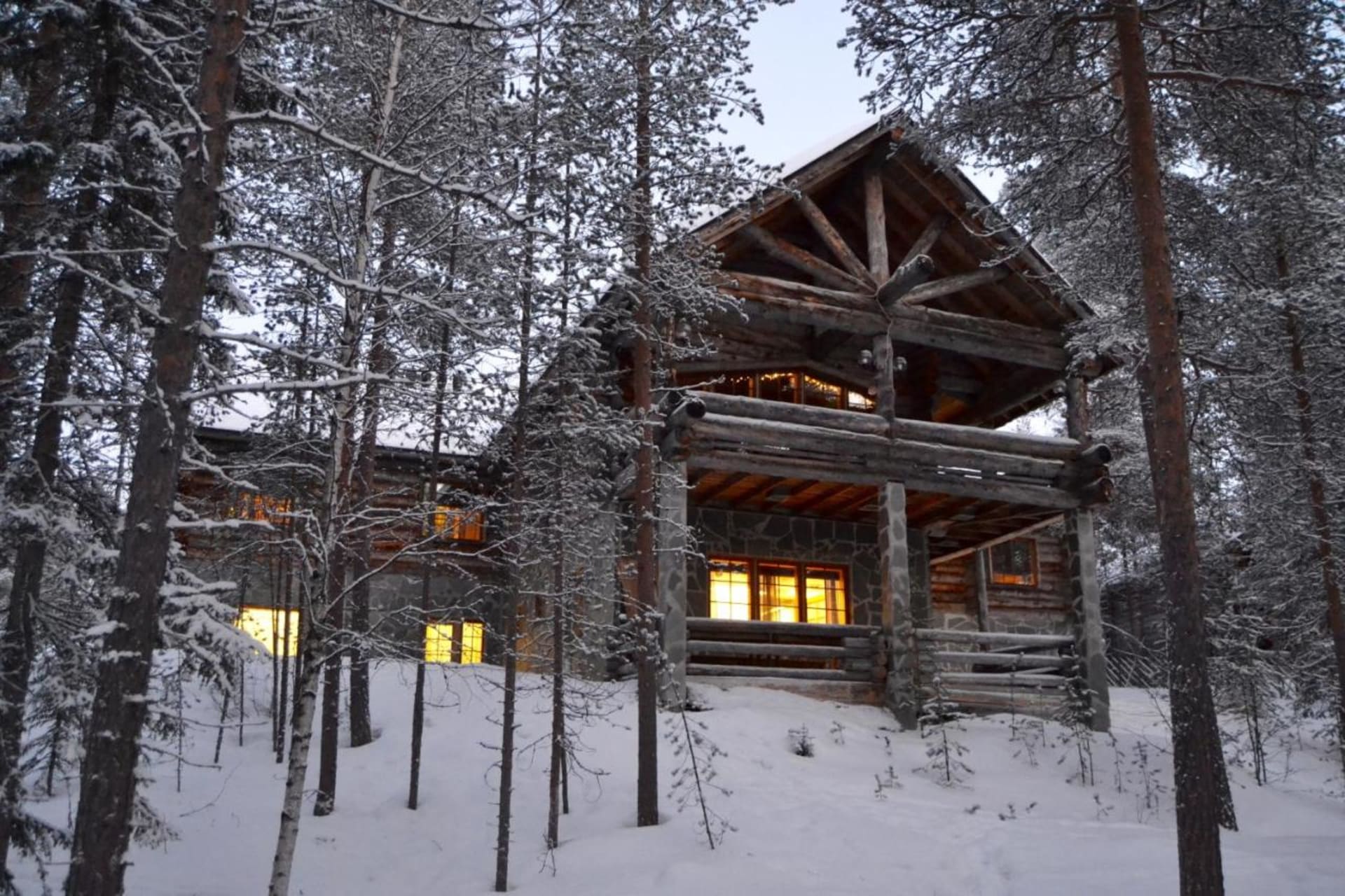 Big Log cabin in Finnish Lapland