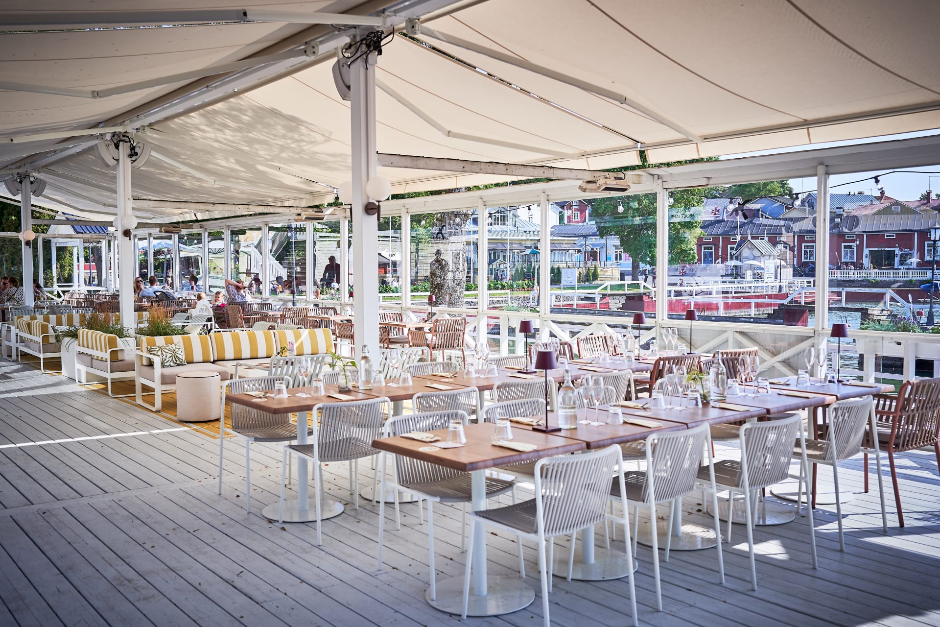 View from terrace towards Mannerheim street View from terrace towards Mannerheim street