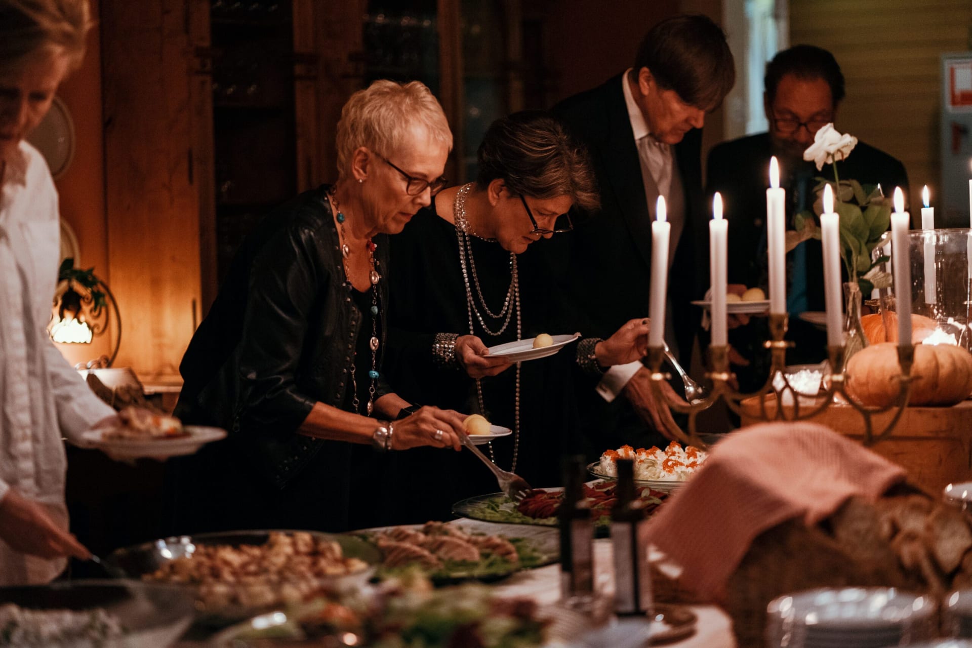 Koivumäki Manor's delicious buffet is a favorite of all guests.