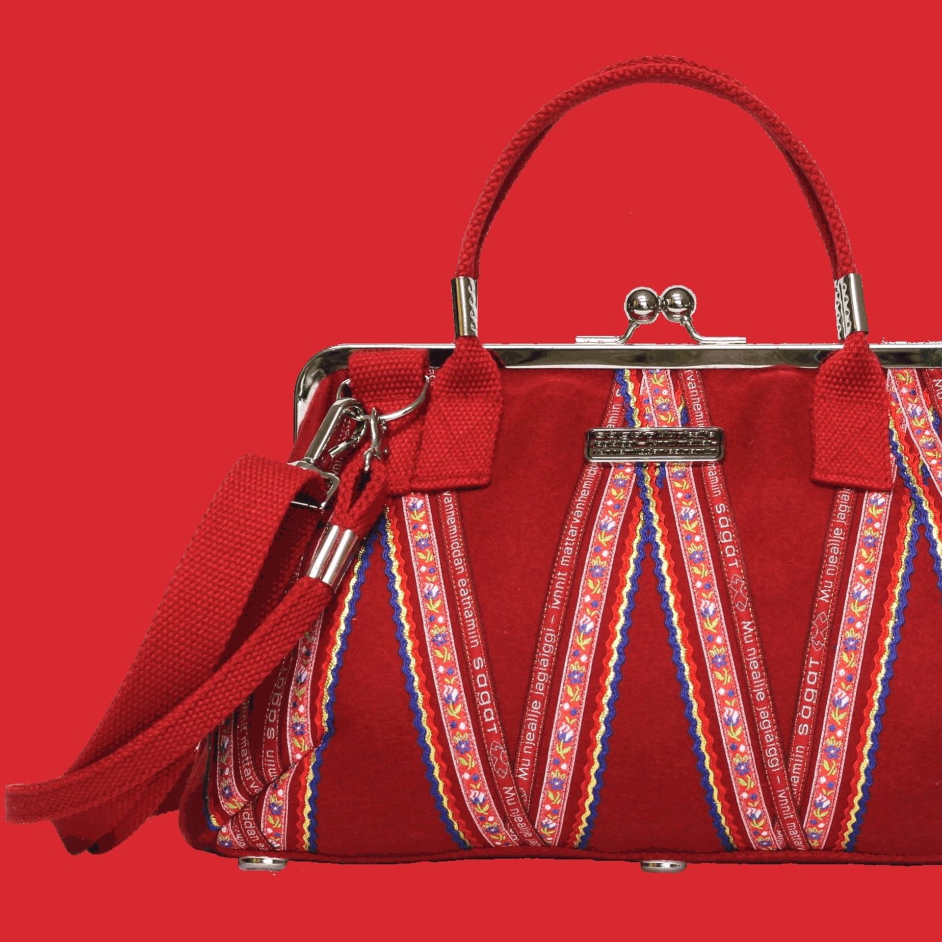 Sámi-design bag by Seija Ranttila.