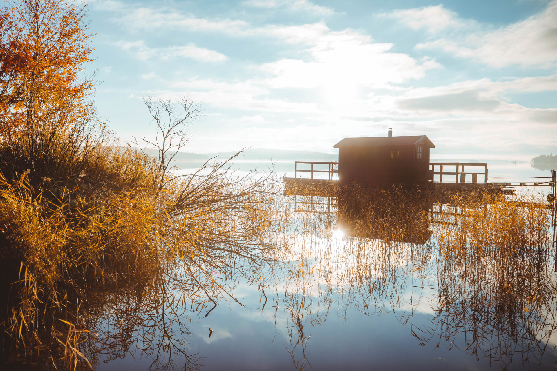 A view of Apukka Resort Floating Sauna in autumn.