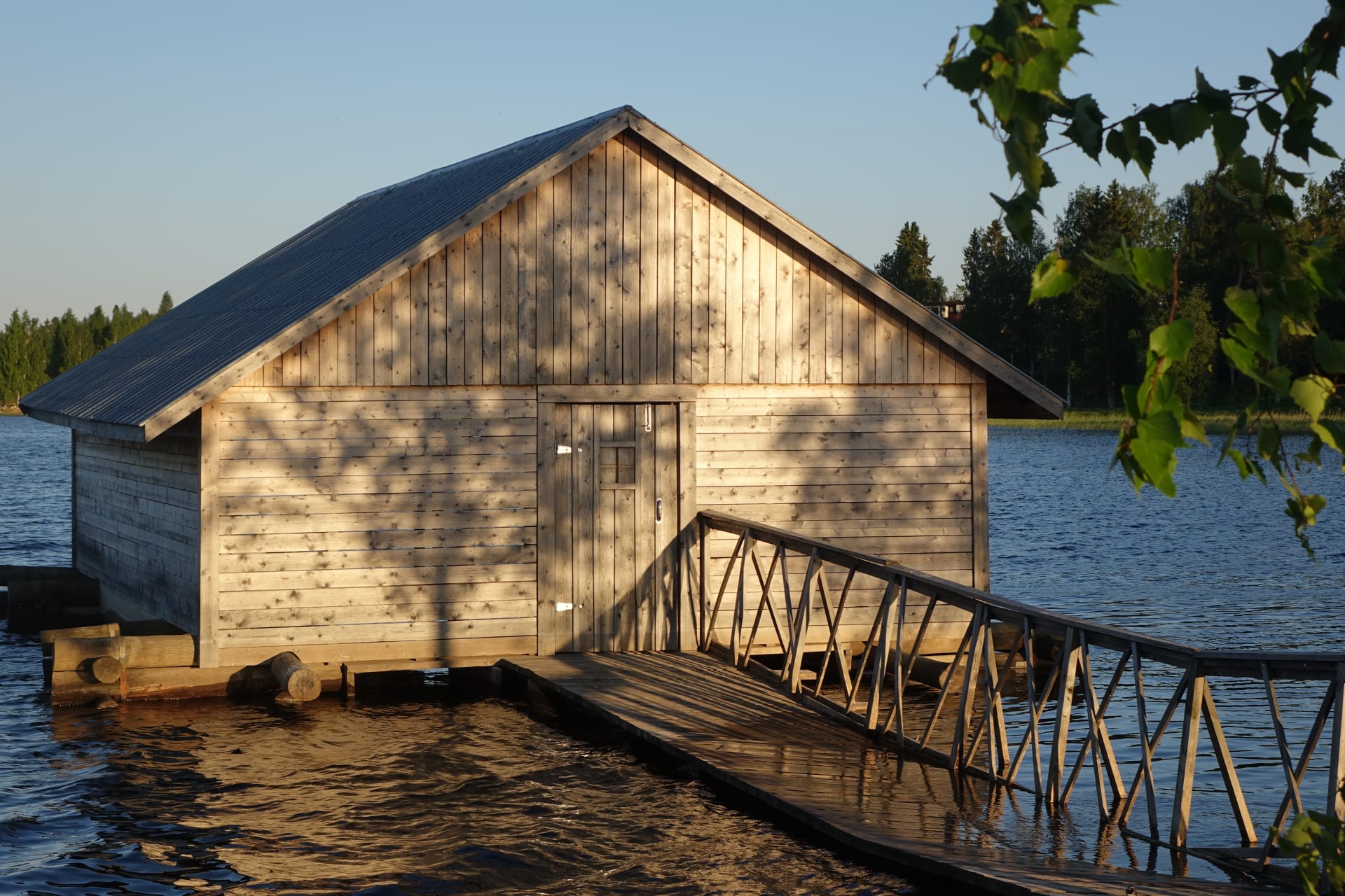 https://aksytammat.fi/en/p/1129/biking-tour-aroud-lake-pielinen