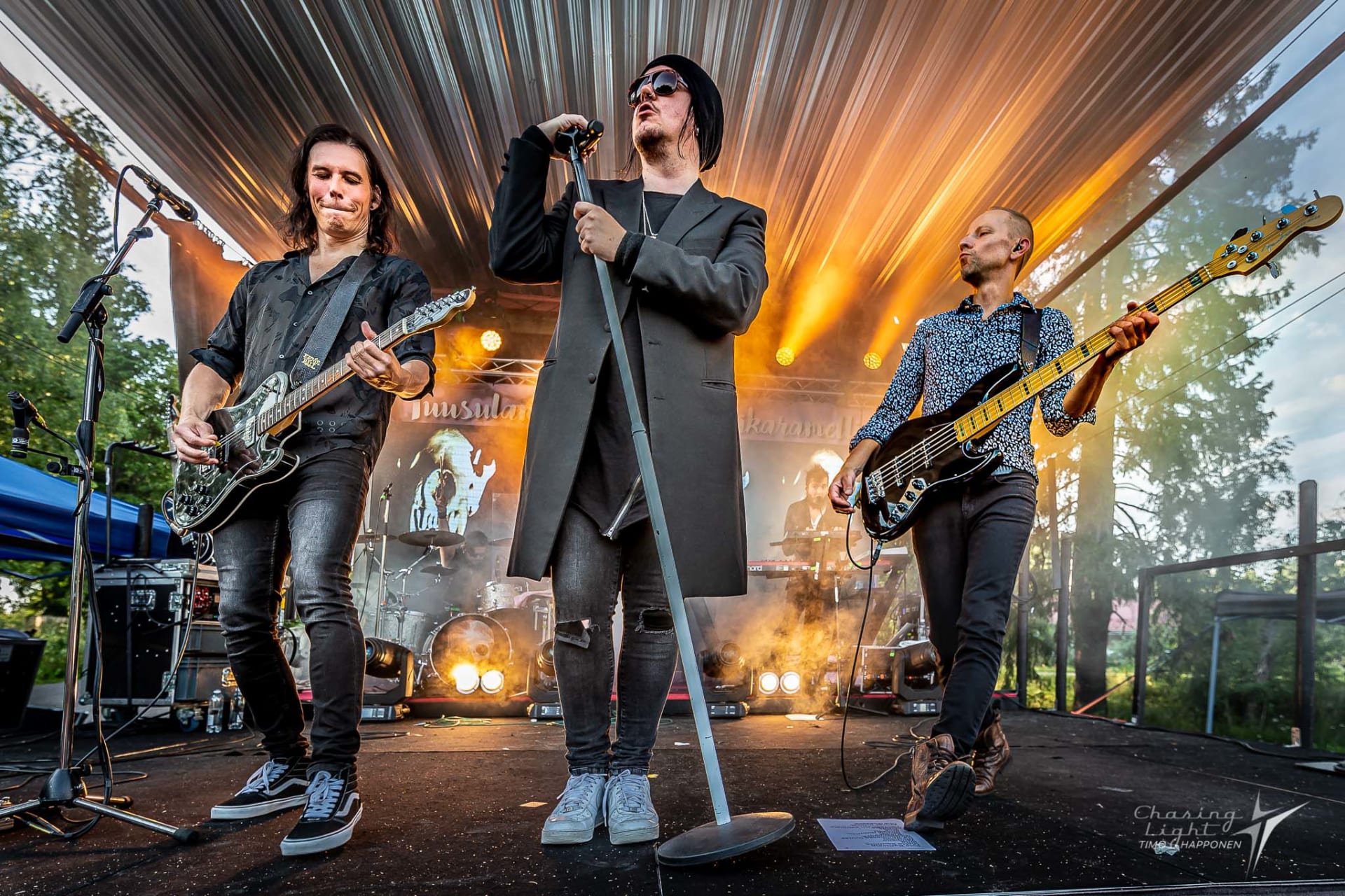 Various finnish artists has played in Krapin Paja's park concerts