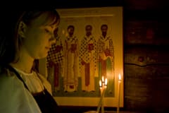 The chapel’s icons were made by the local icon painters.