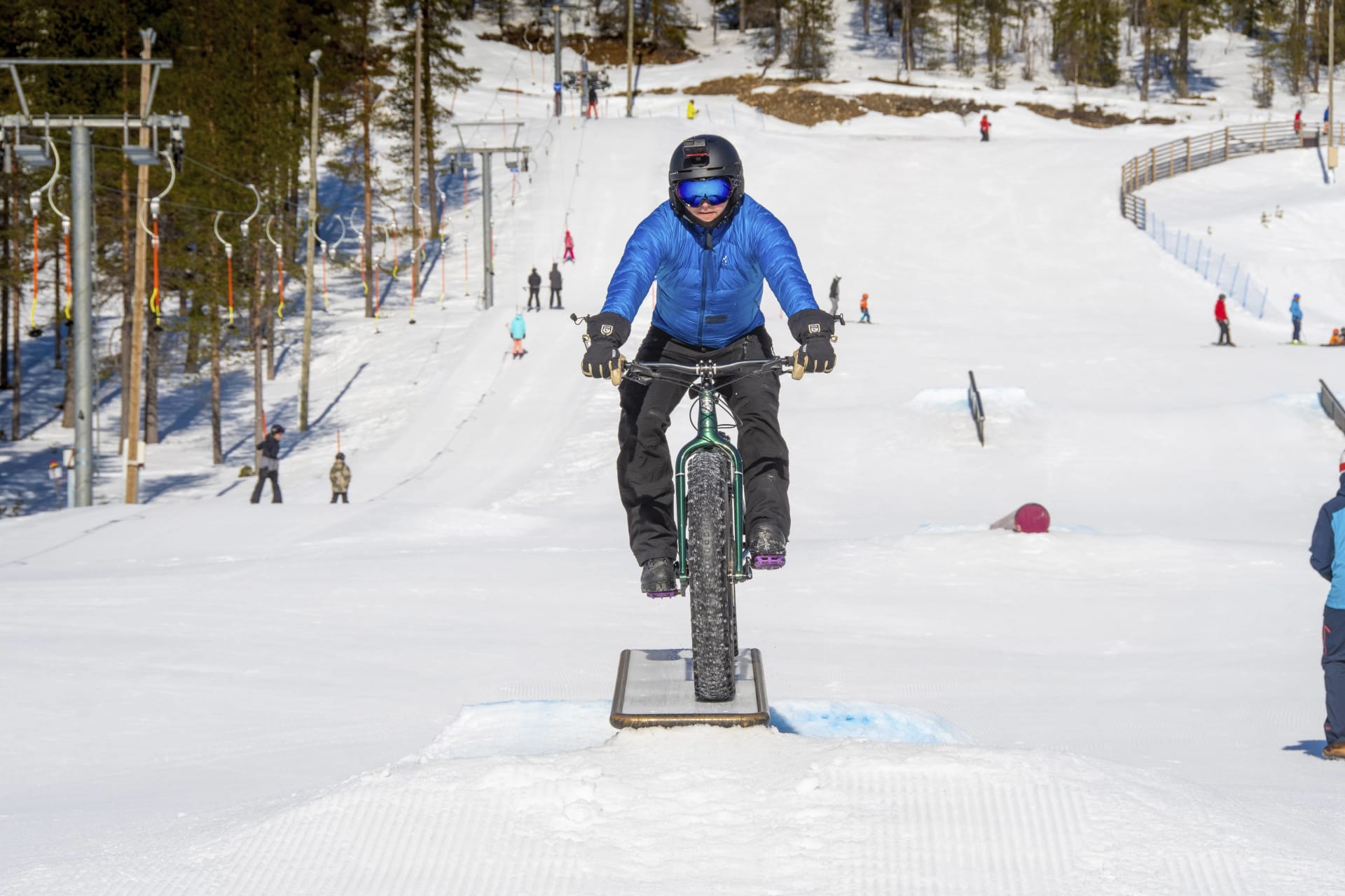 Fatbikes are so much more agile than they appear