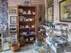 Suomen pienin kauppamuseo ja puutarha