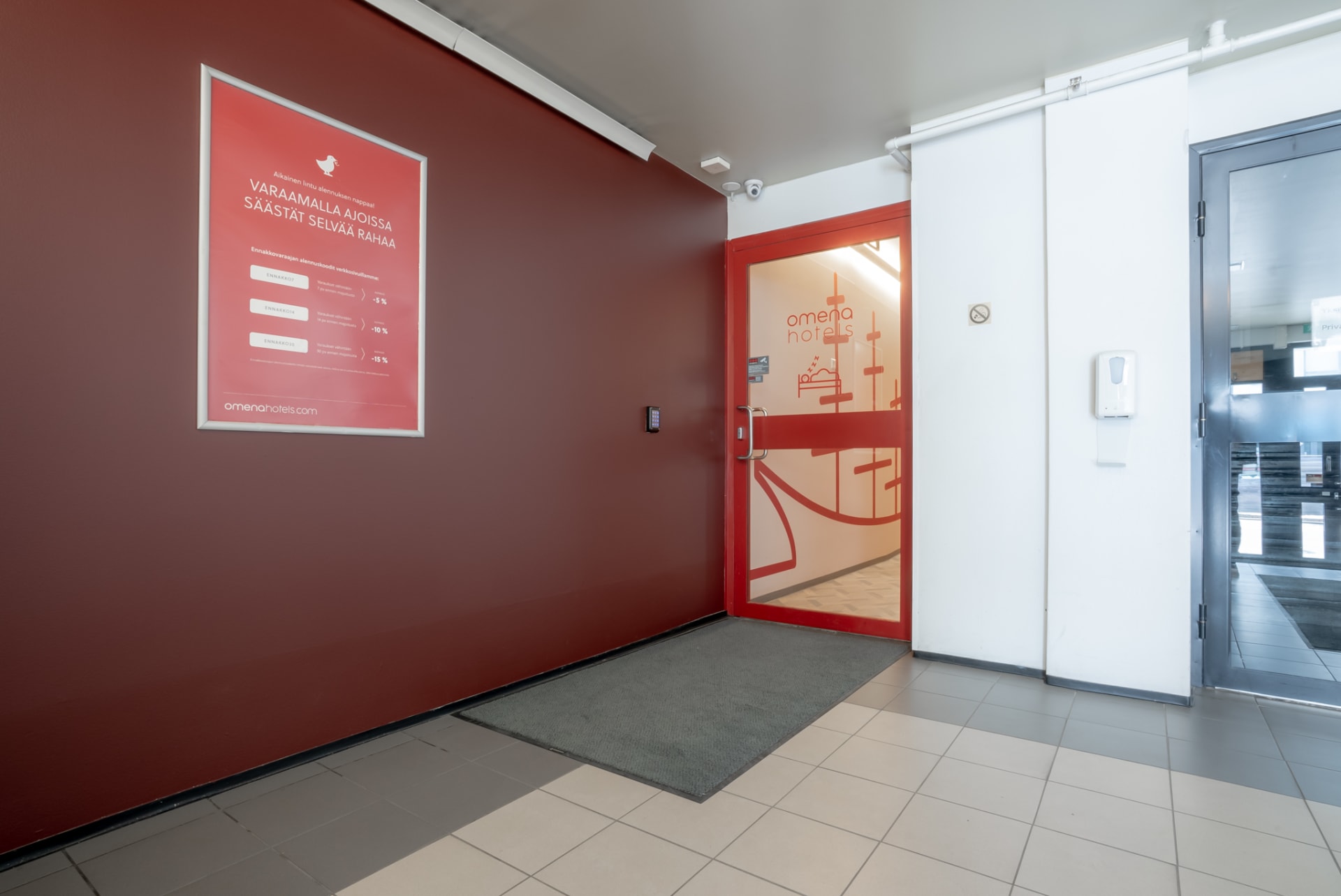 Humalistonkadun Omena-hotellin aula Humalistonkadun Omena-hotellin aula