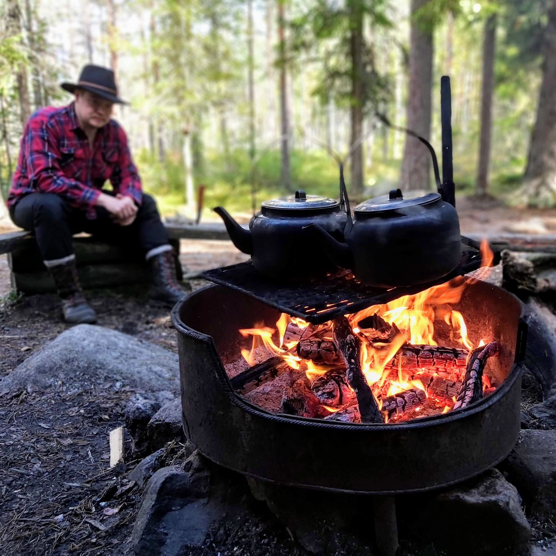 Cowboy coffee with the guide