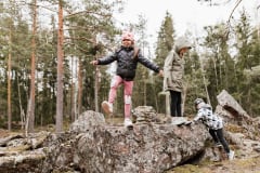 Children playing at Pyterlahti Granite Quarry