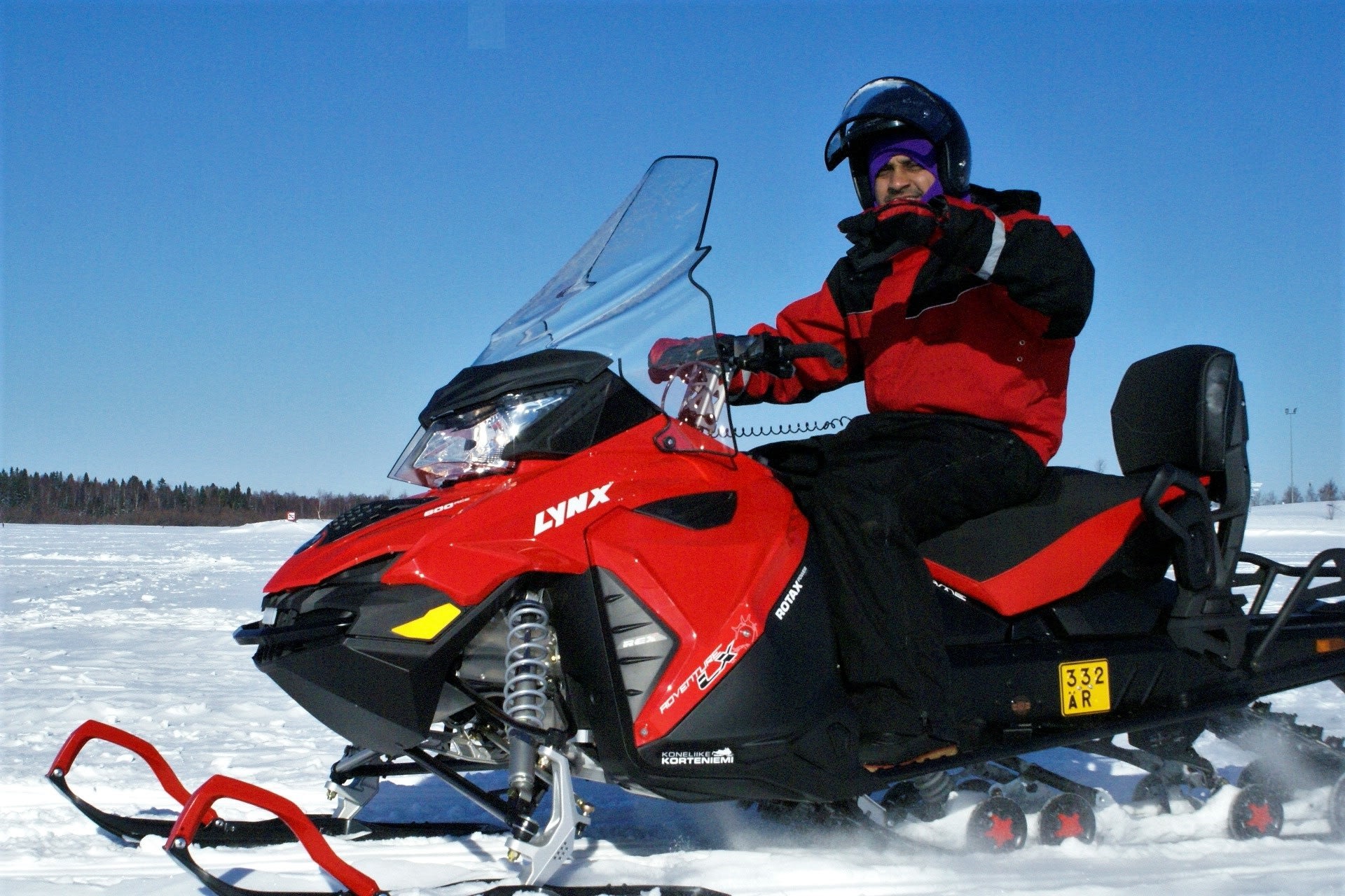 Snowmobile safari