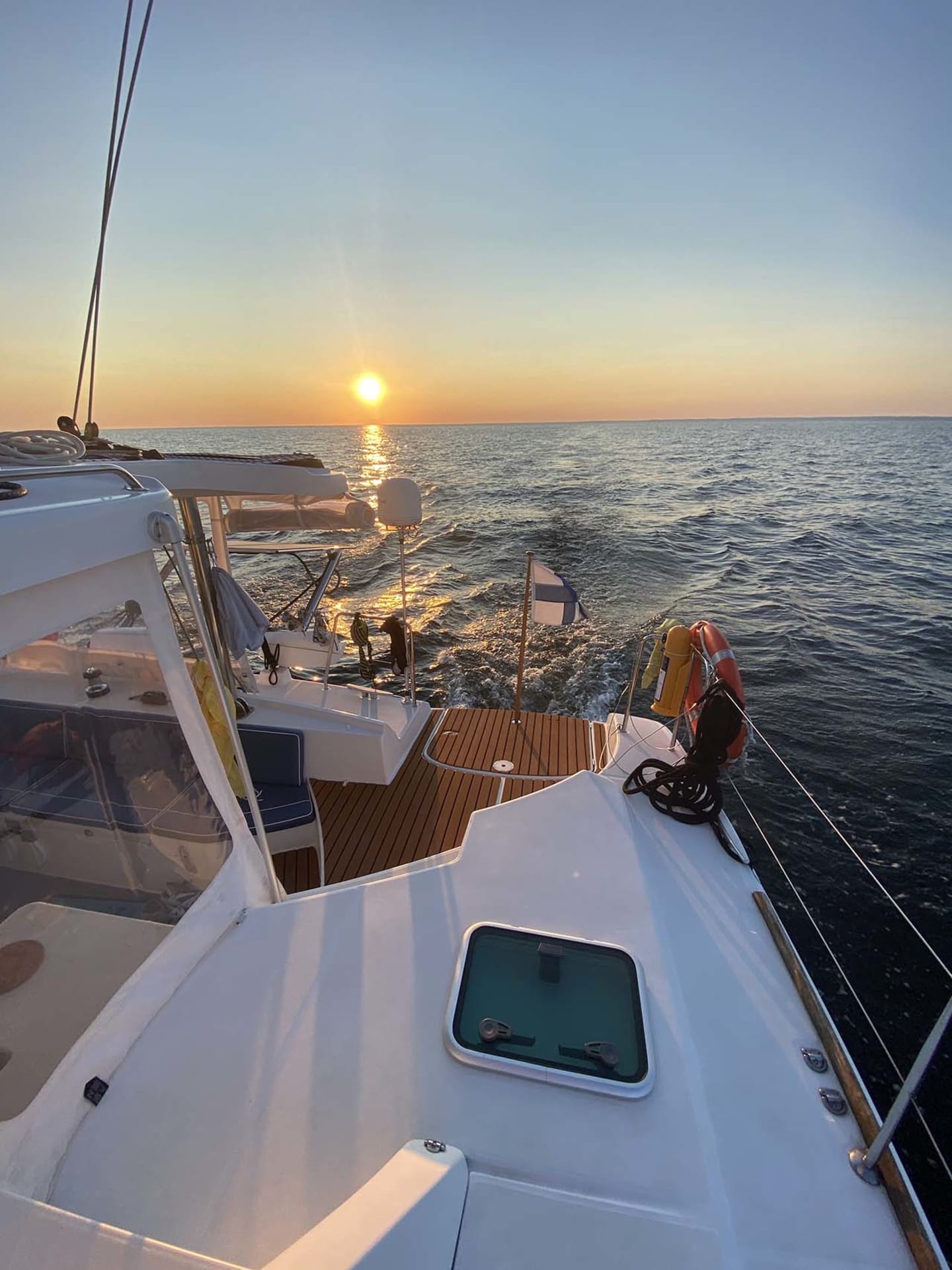 aQuablue Charter sunset sailing