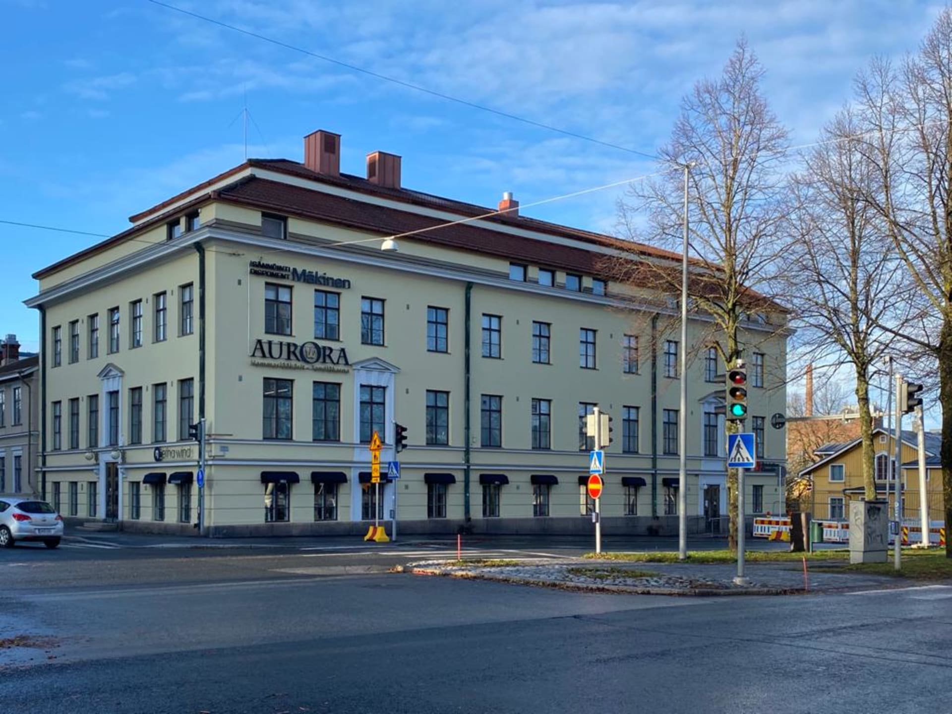 Apartment hotel