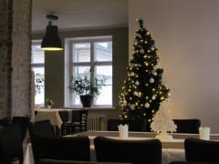 At Pakarin Vintti, we organize company meetings, strategy days, trainings and Christmas parties easily and comfortably, on a turnkey basis.