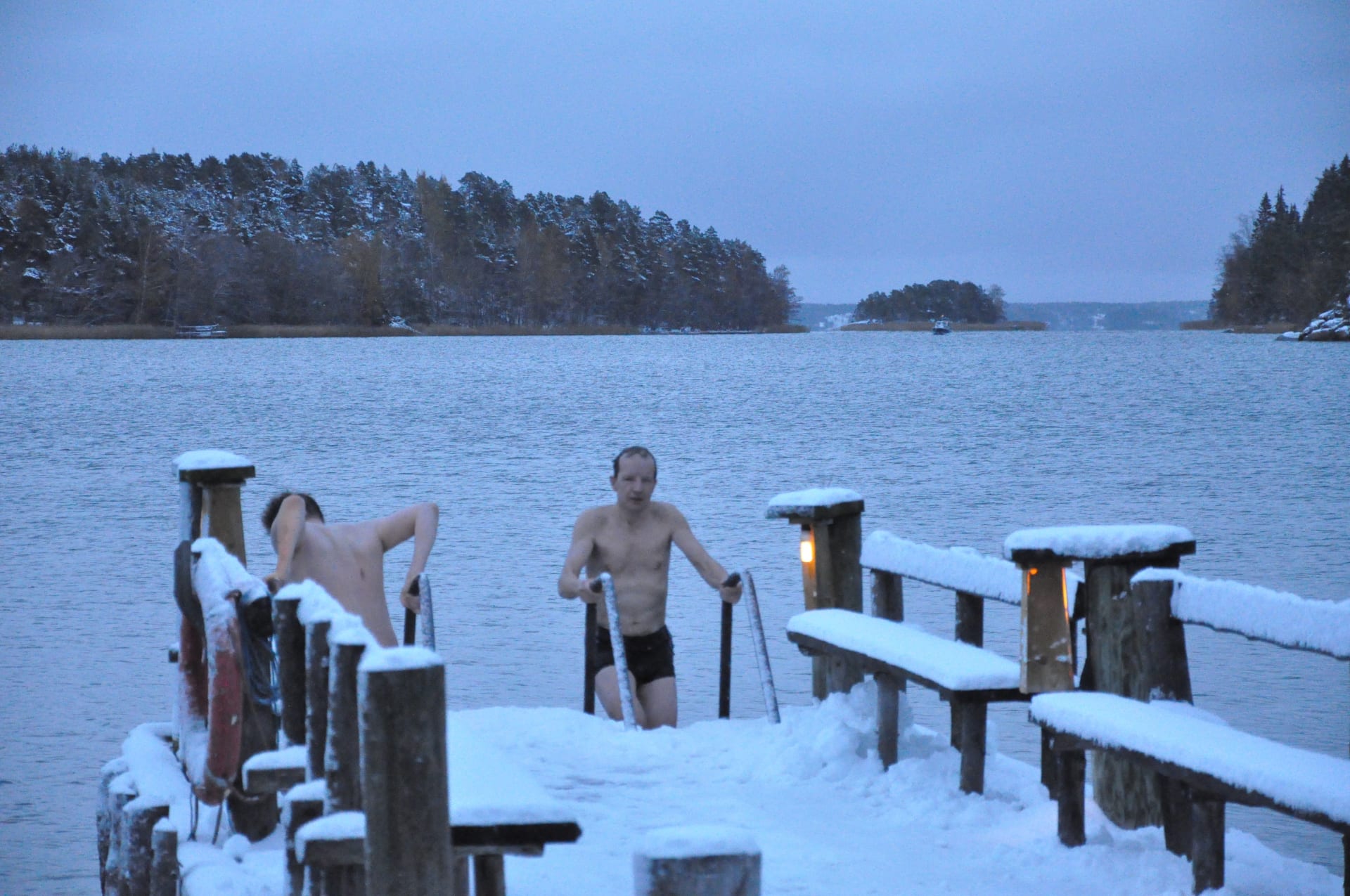 Avantouintia talvella Avantouintia talvella