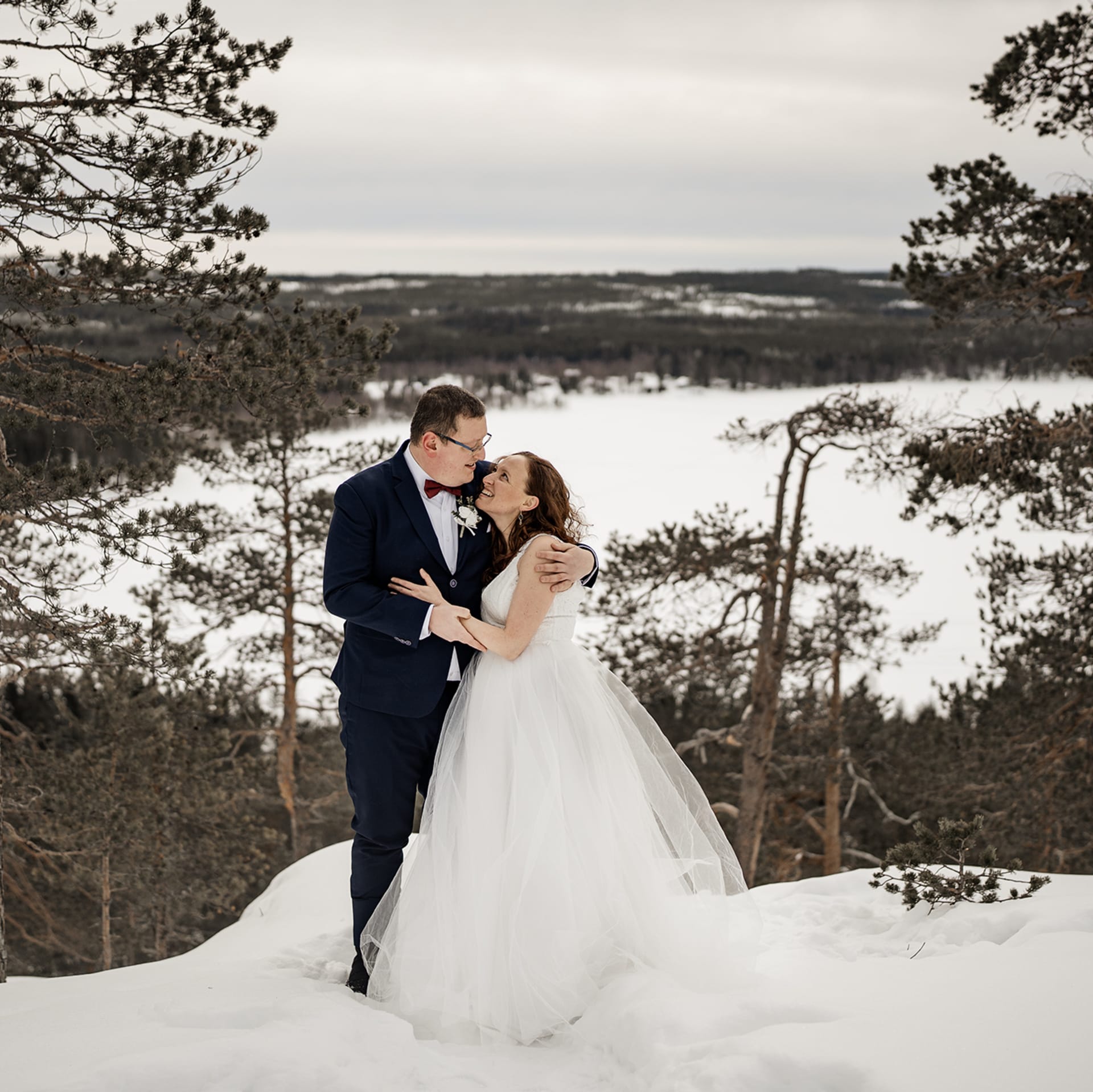 Option to climb on top of the hill fr the more adventurous couples
