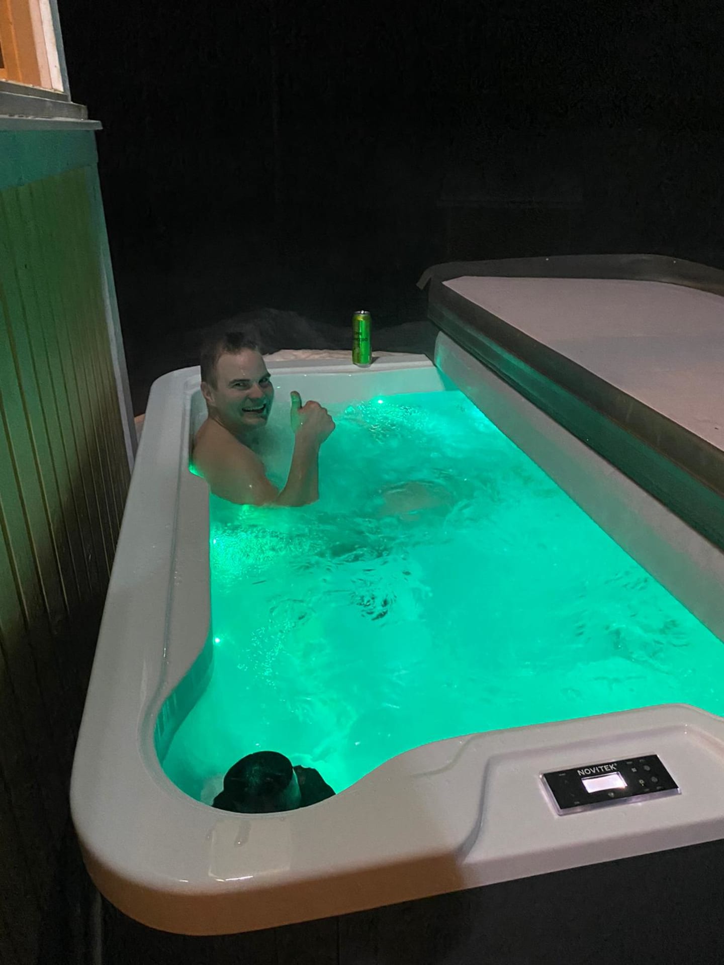 jacuzzi