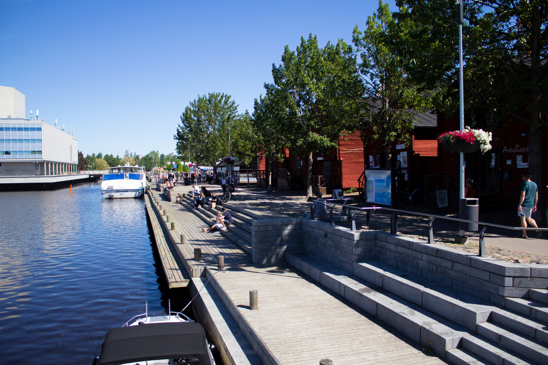 Harbour in market square