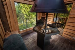 Grill Hut Rock cabin