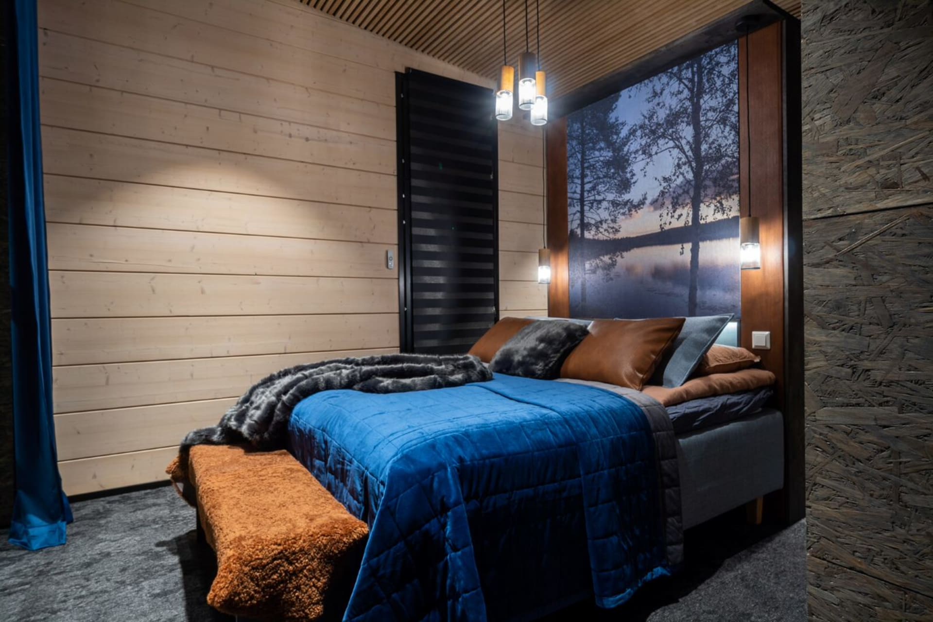 Master bed room, with walk in closet