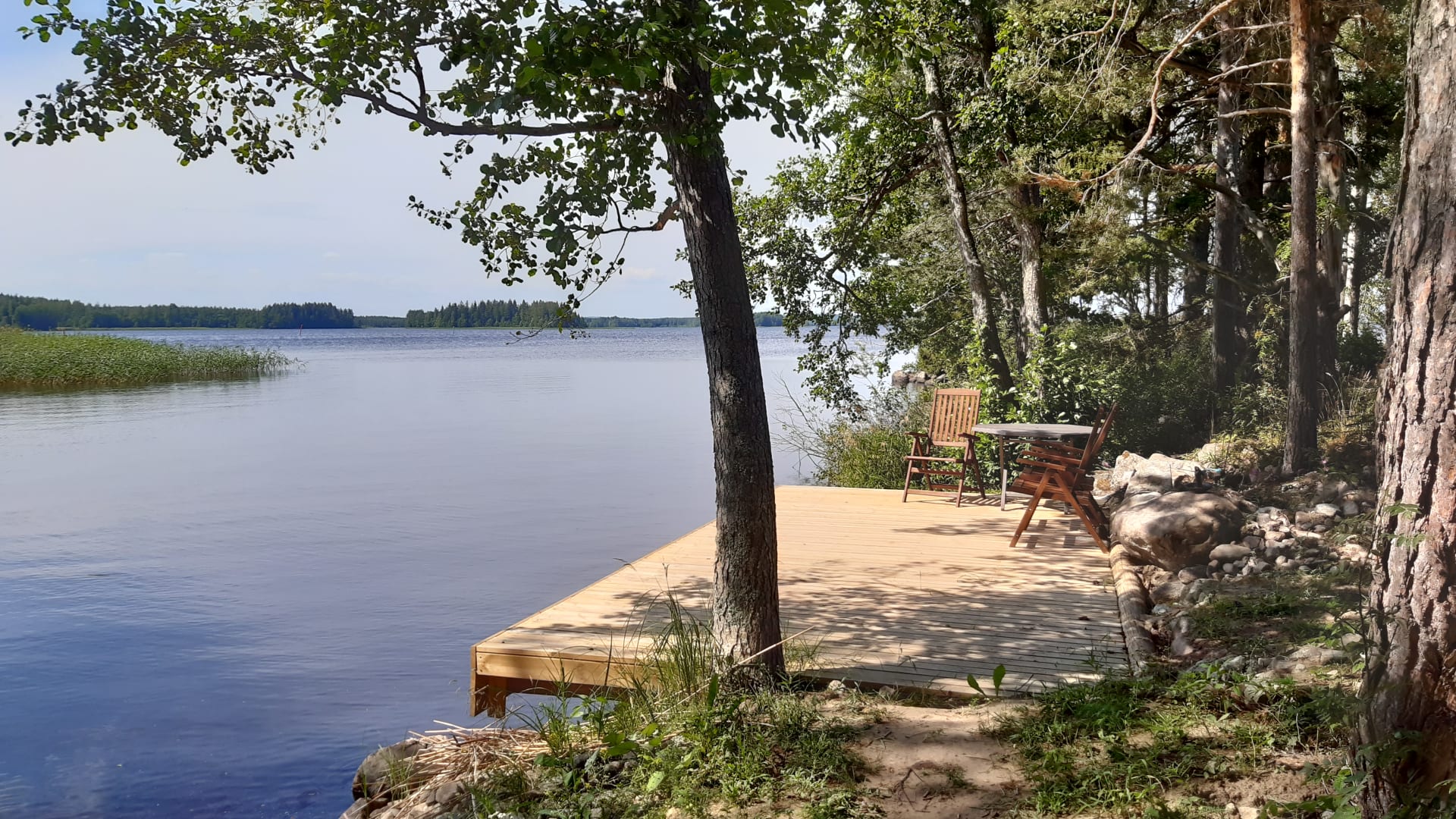 Enjoy beautiful summerday and great lakeview by Ankkuri cottage at Jokiniemen matkailu