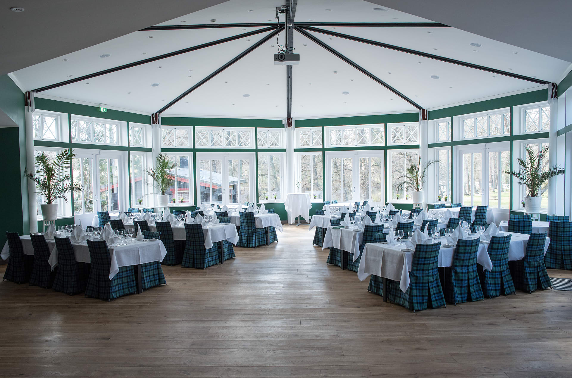 The pavilion of Mustio Manor Restaurant Slottskorogen - Mustion Linnan Ravintola Linnankrouvin paviljonki