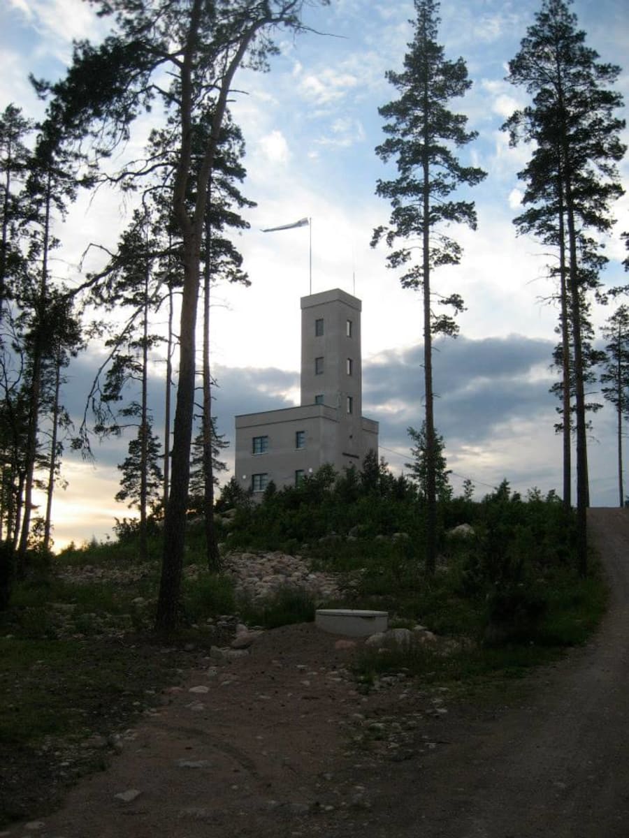 Mannanmäki Observation Tower