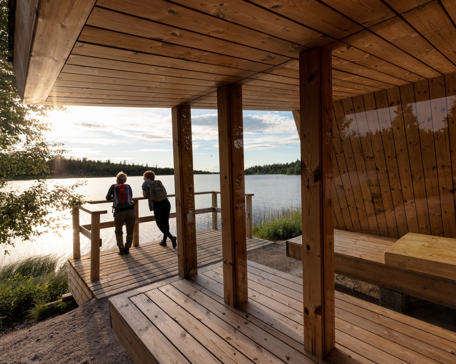 Sun rays at Keselmäjärvi Observation Point