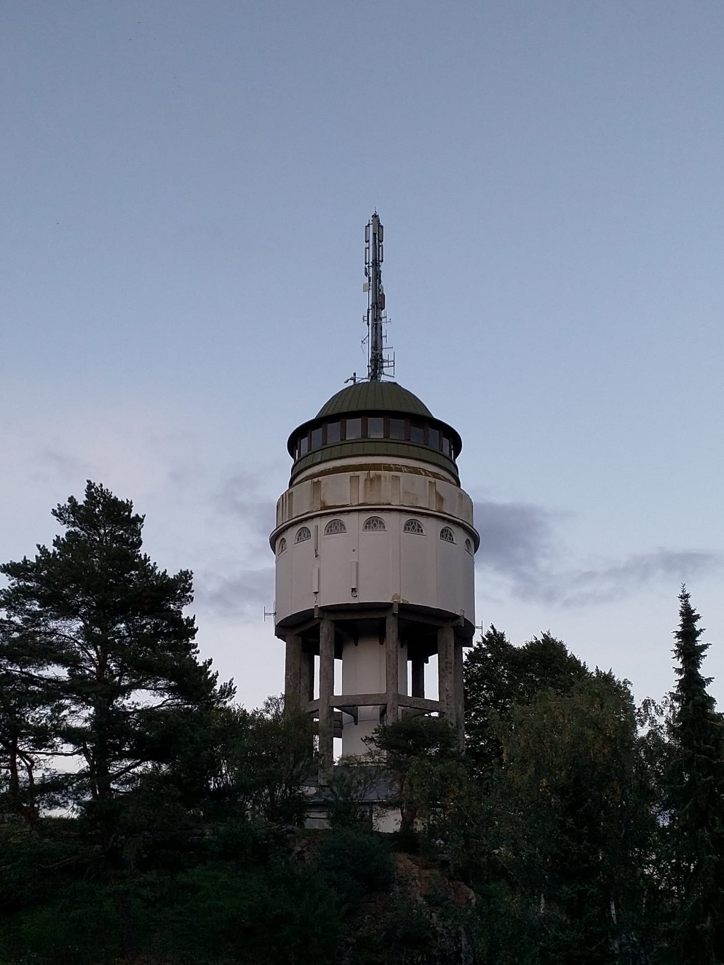 Naisvuoren näkötorni. Naisvuori observation tower.